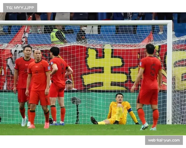 席尔瓦当选首轮最佳球员，带伤作战梅开二度建功